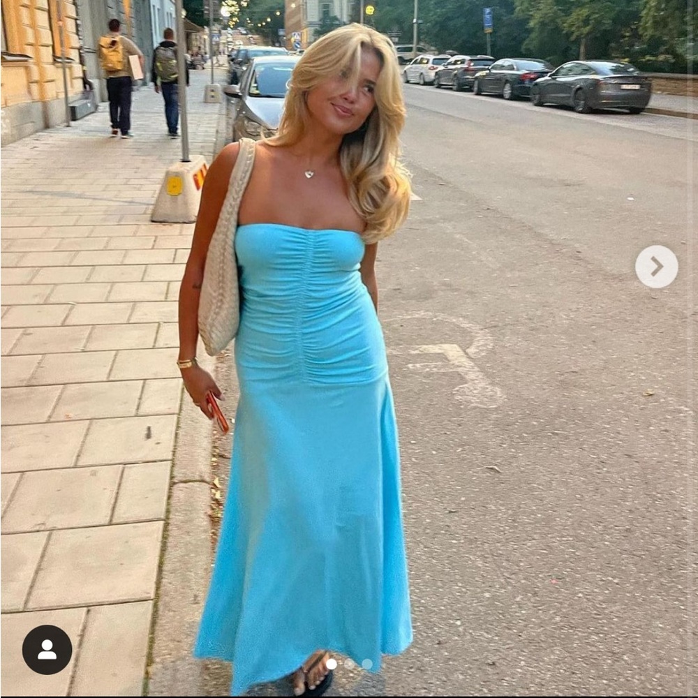 Nduo dress worn by Matilda djerf